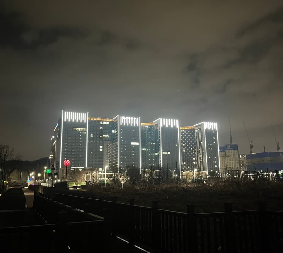 Very Near to Namgoyang IC, Han-river View, Brand New, 21F 1