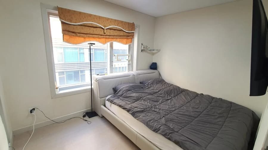 Studio Apartment Near Gangnam Station, For Sale, Move-in Ready 1